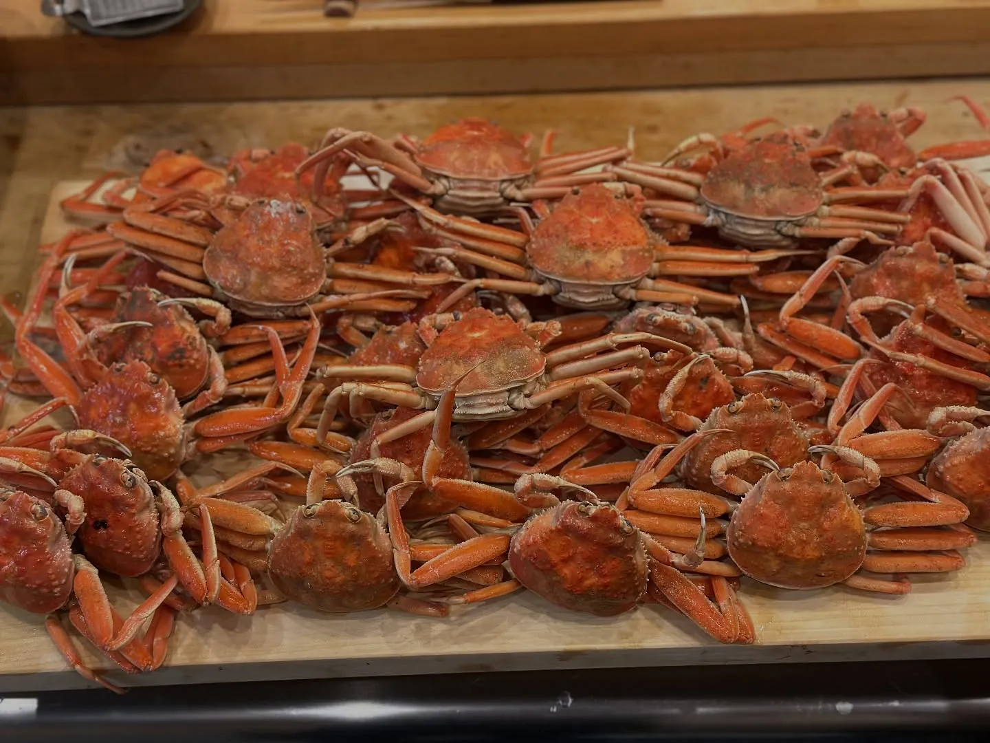 香箱蟹🦀解体動画🦀食べに来て下さい🦀　